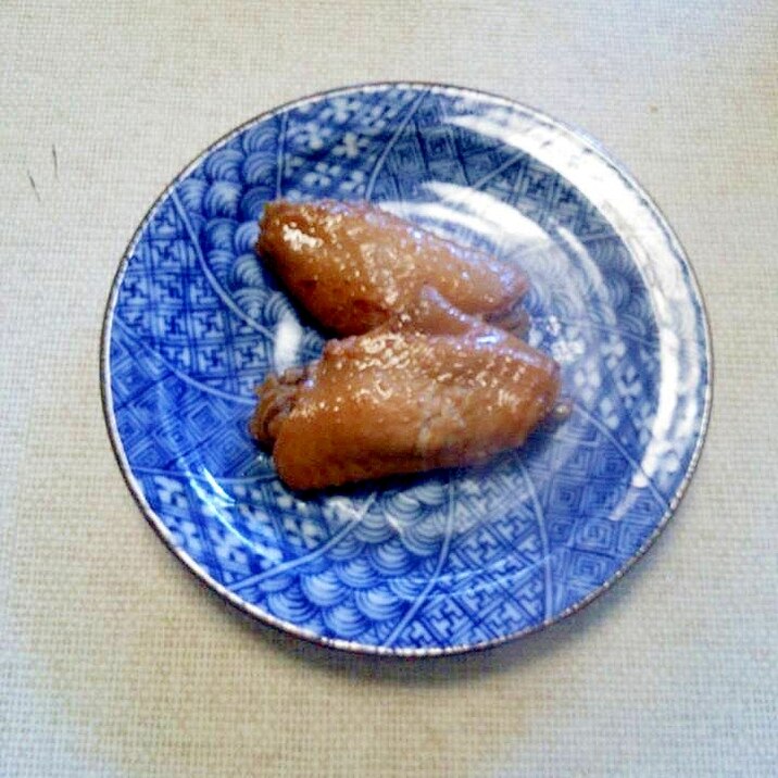 鶏手羽先のシナモン煮